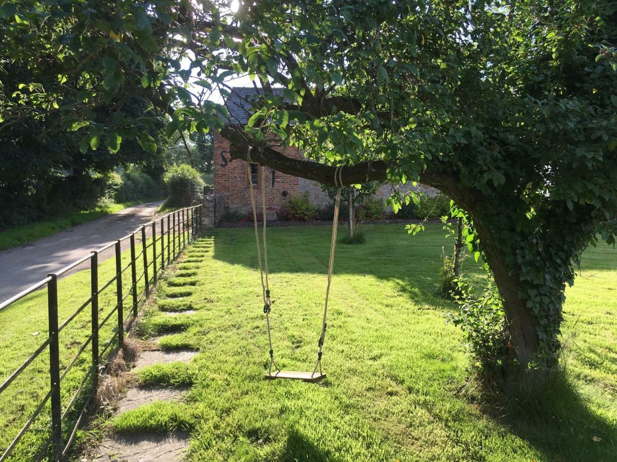 Maesbury Riverside Oswestry Exteriör bild
